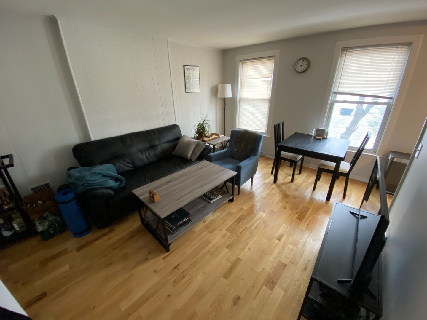 New Haven Apartment: 127-129 Howe St.