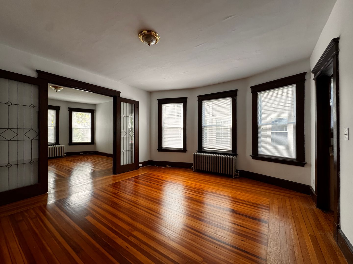 New Haven Apartment: 126 Mansfield Street
