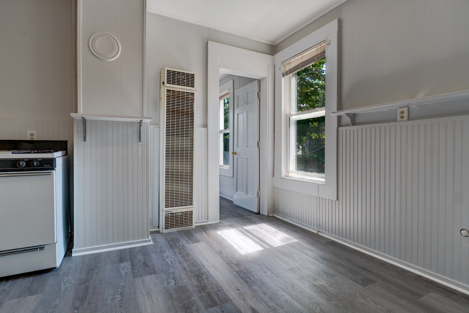 New Haven Apartment: 11 Lawrence St