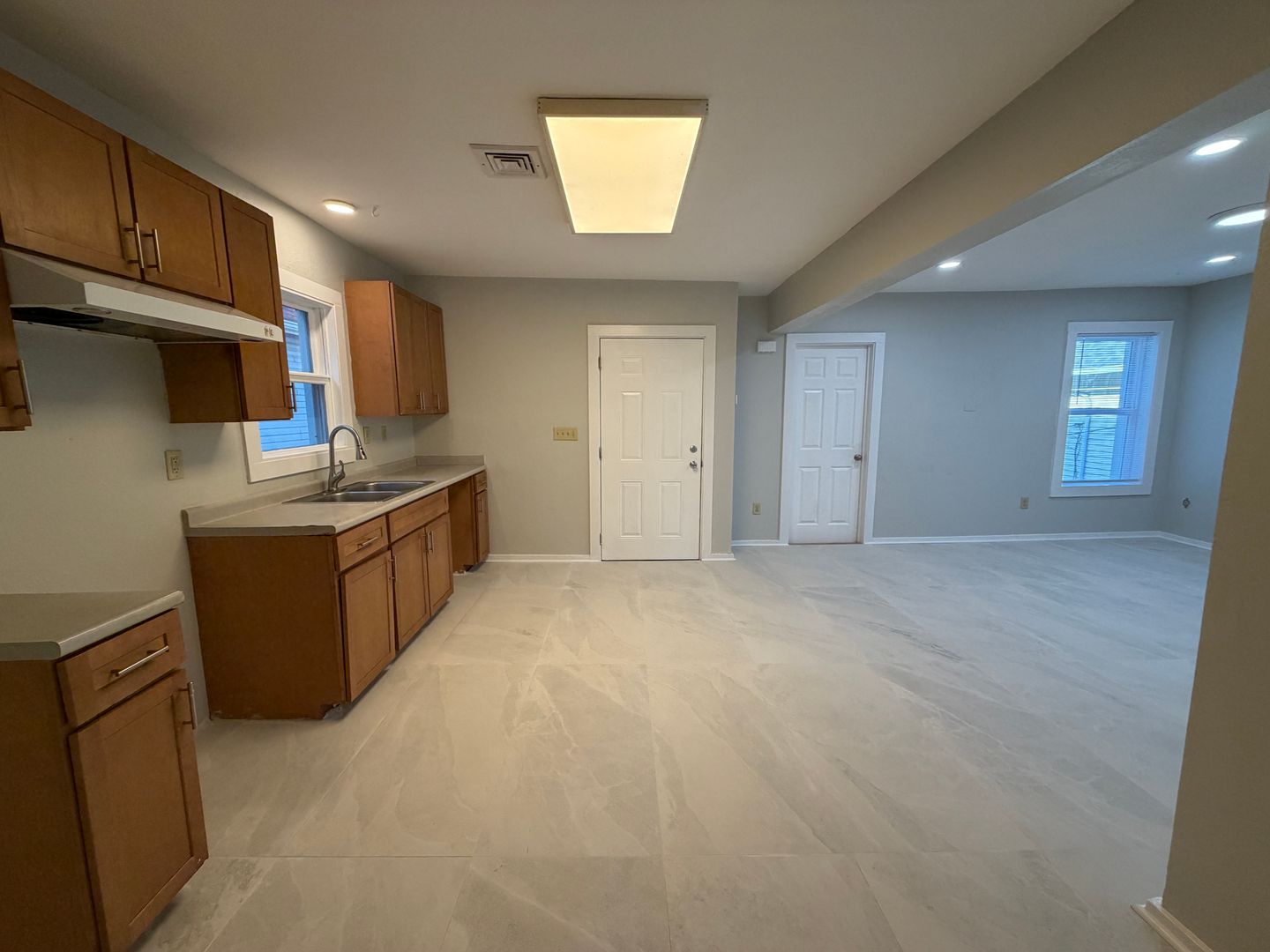 County Apartment: New Haven