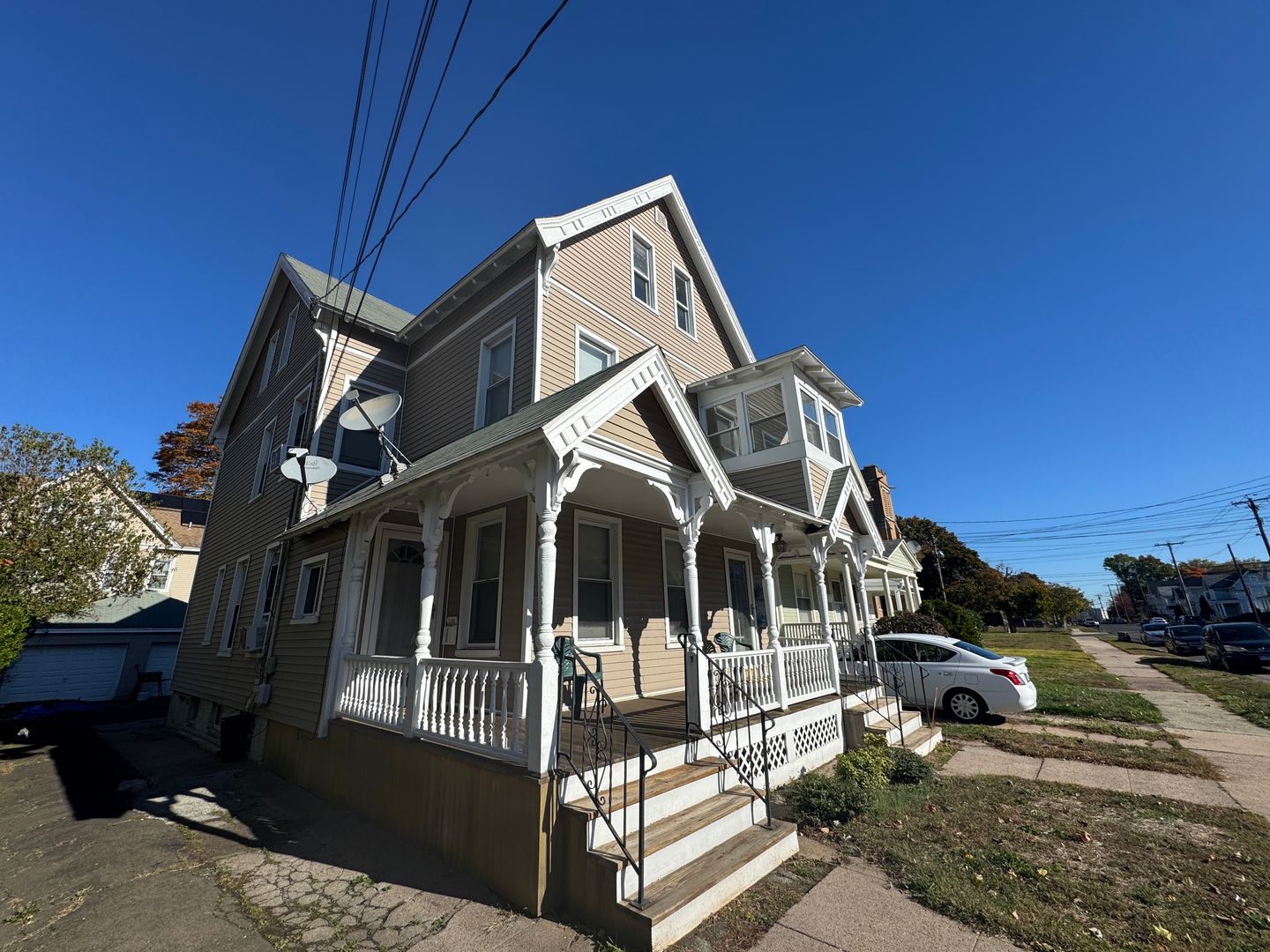 County Apartment: New Haven