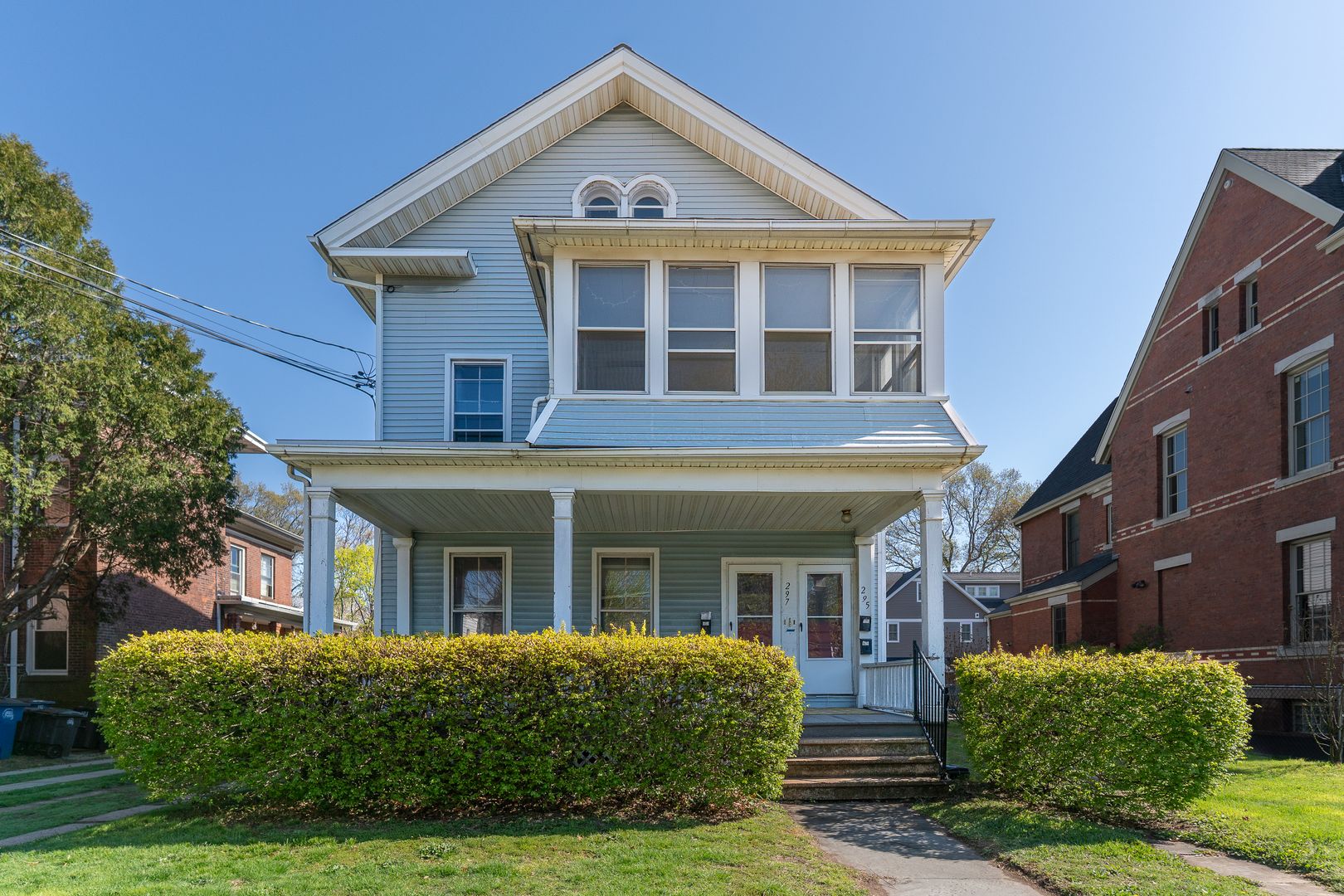 New Haven Apartment: 295 Humphrey Street