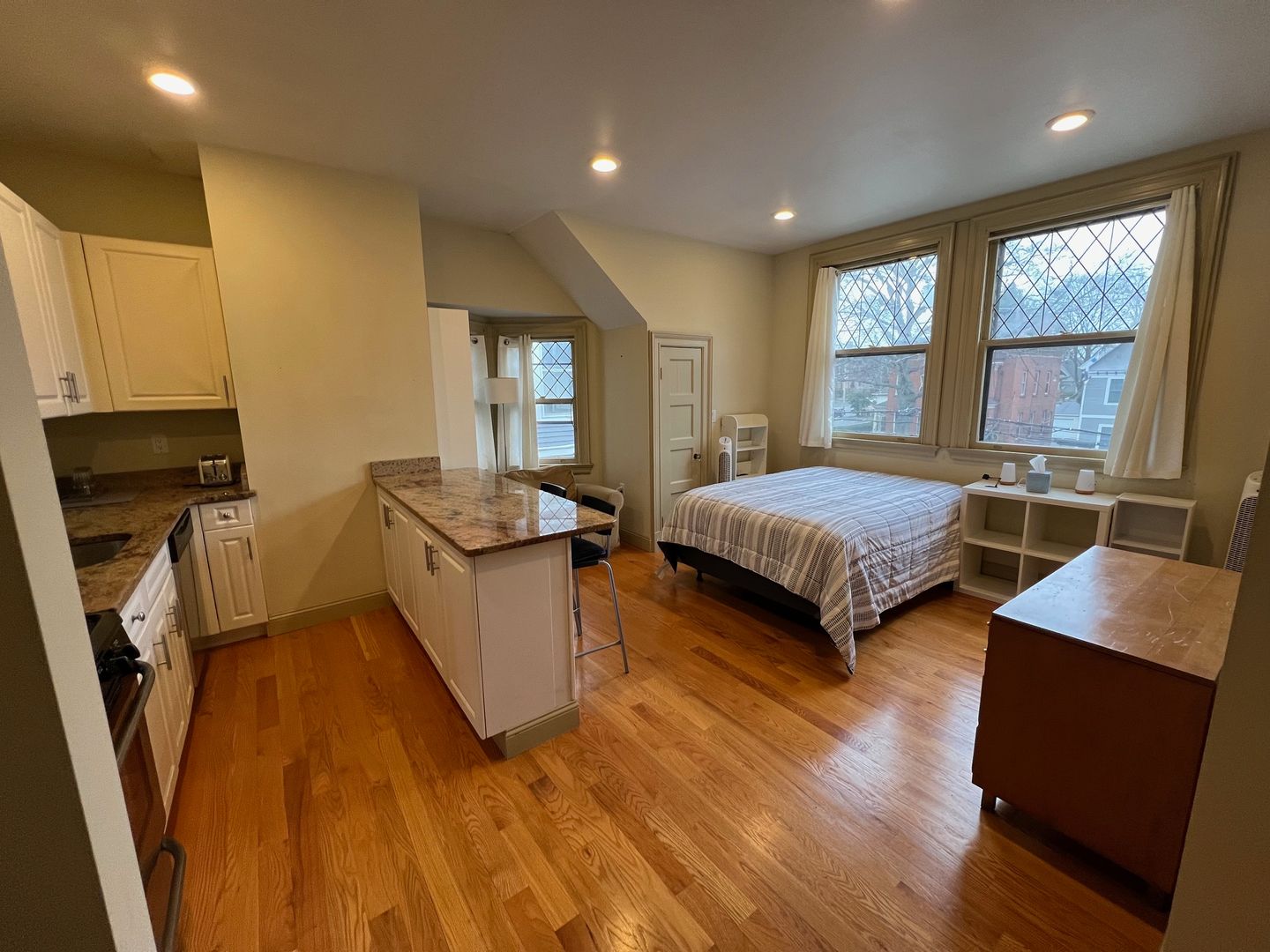 New Haven Apartment: 436 Prospect Street