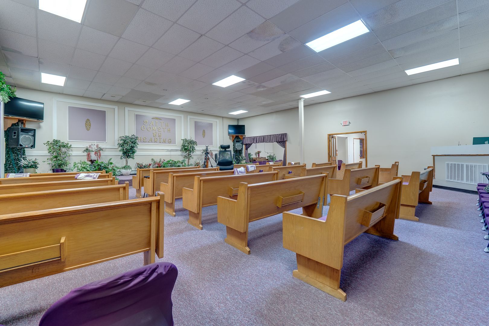 Hamden Apartment: 325 Treadwell