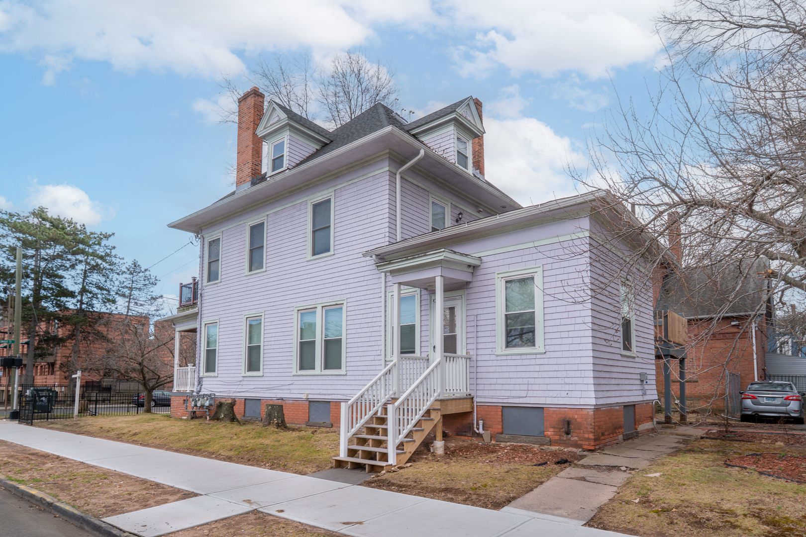 New Haven Apartment: 80 Dwight St