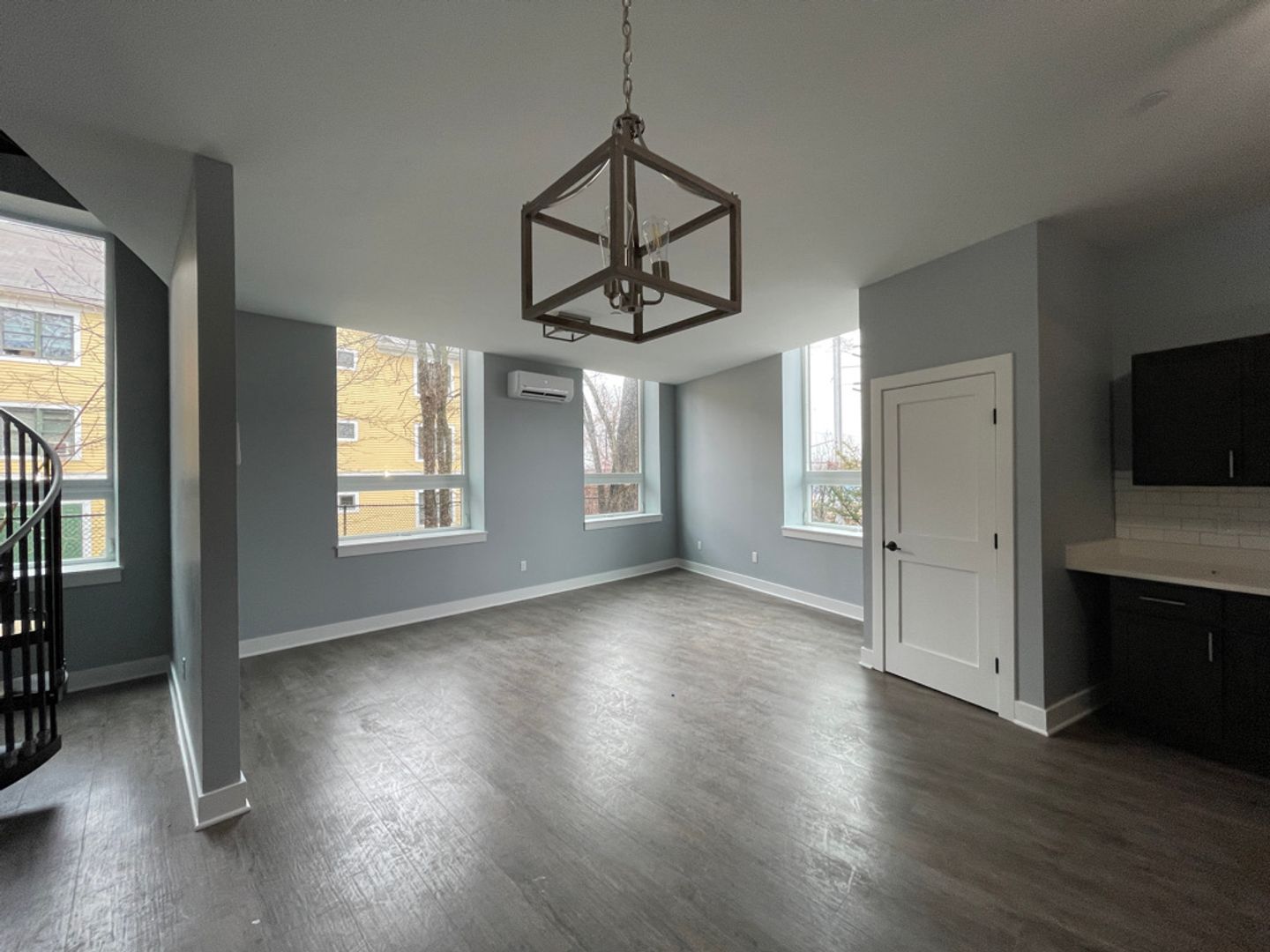New Haven Apartment: 1455 State Street