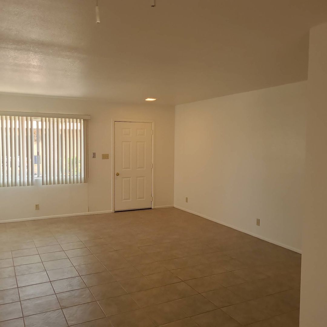 Youngtown Apartment: 12645 N 113th Avenue