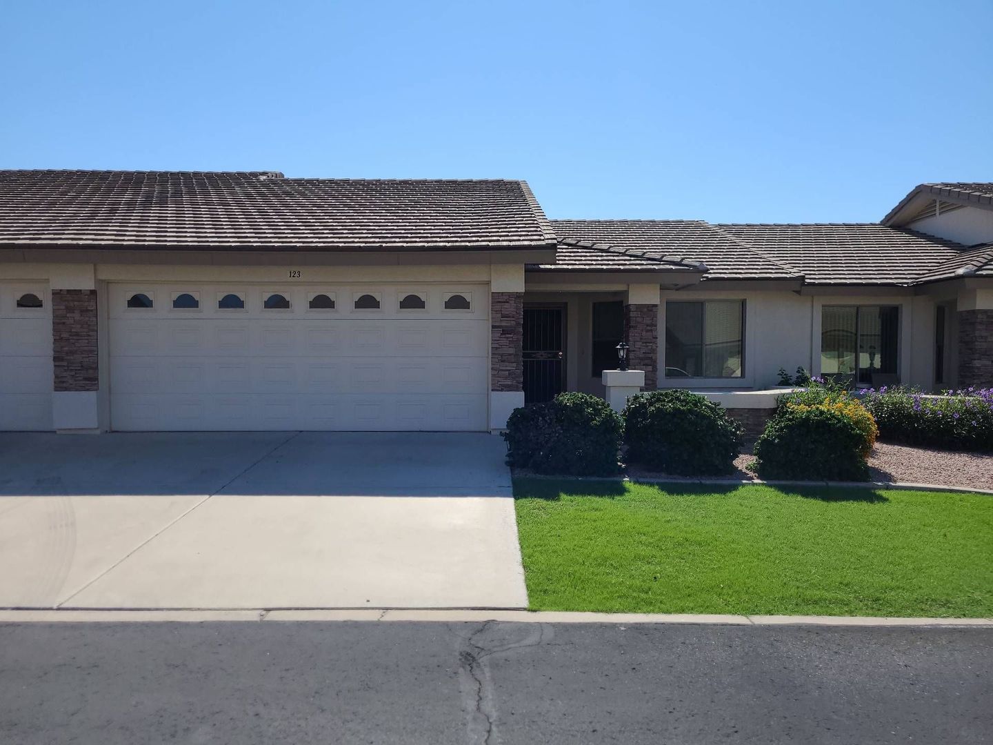 Mesa House: 11069 E Kilarea Avenue #123
