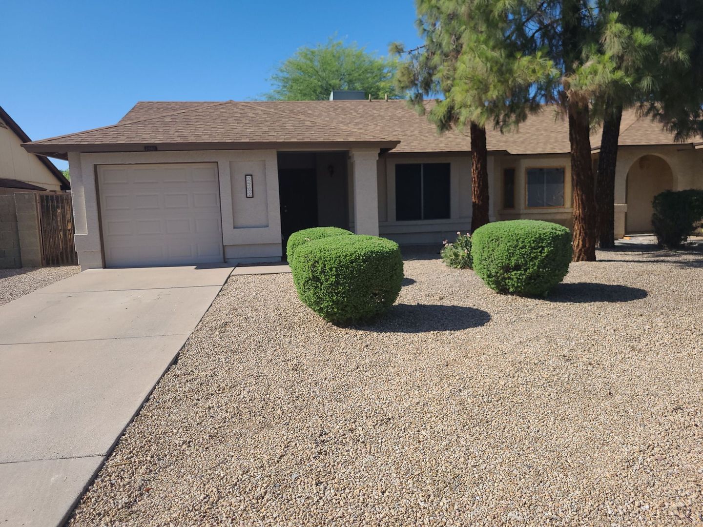 Mesa House: 2902 E Irwin Avenue