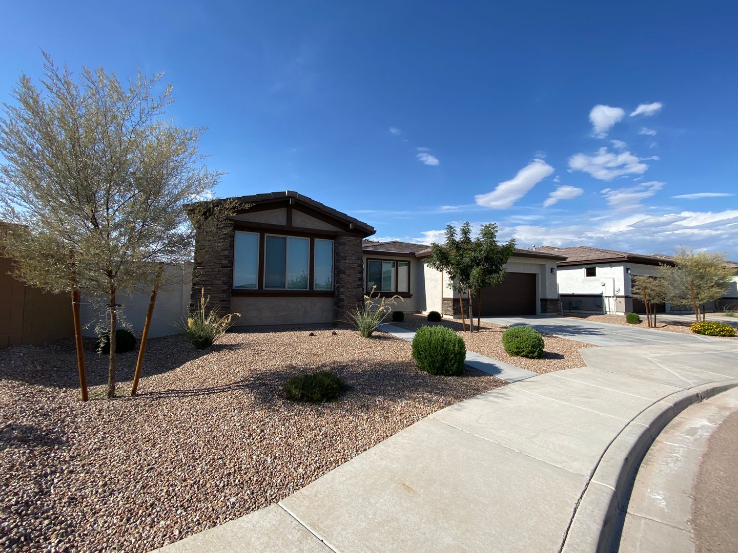 Queen Creek House: 1560 W Avenida Del Valle