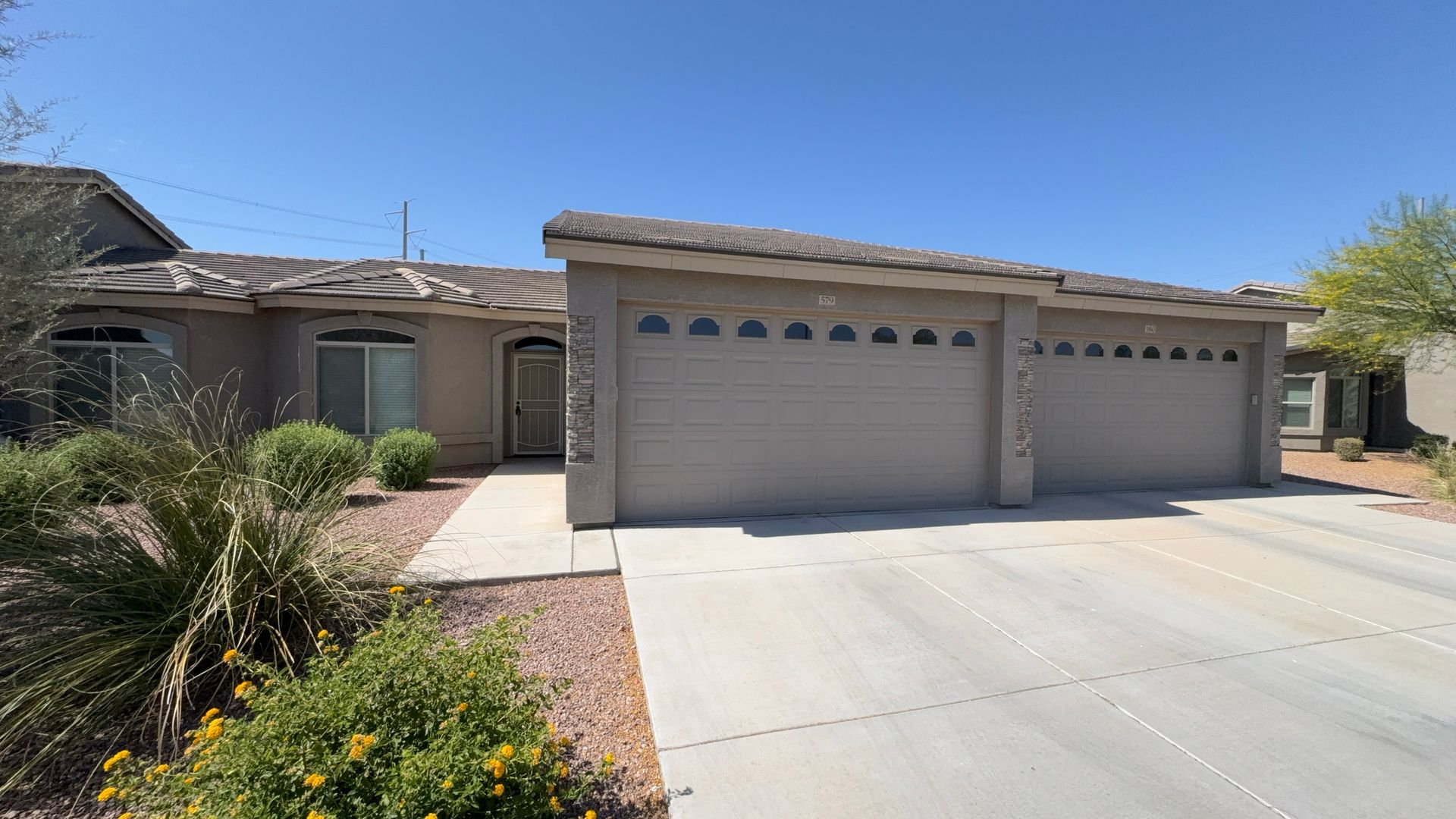 Mesa Apartment: 3117 S Signal Butte