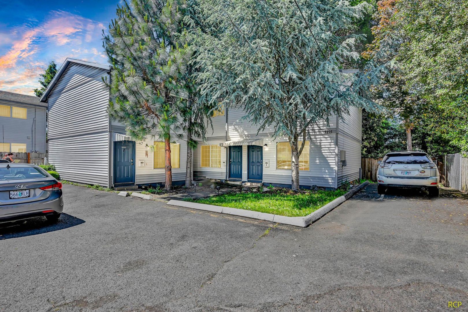 Portland Apartment: 7215 SE Powell Blvd