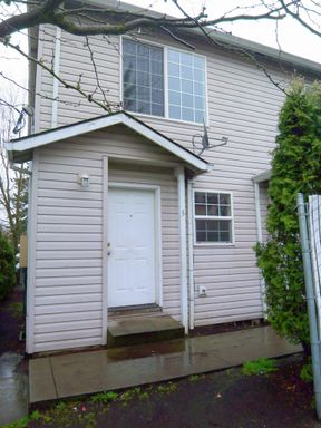 NORTH PORTLAND TOWNHOUSE (#5) – photo 1