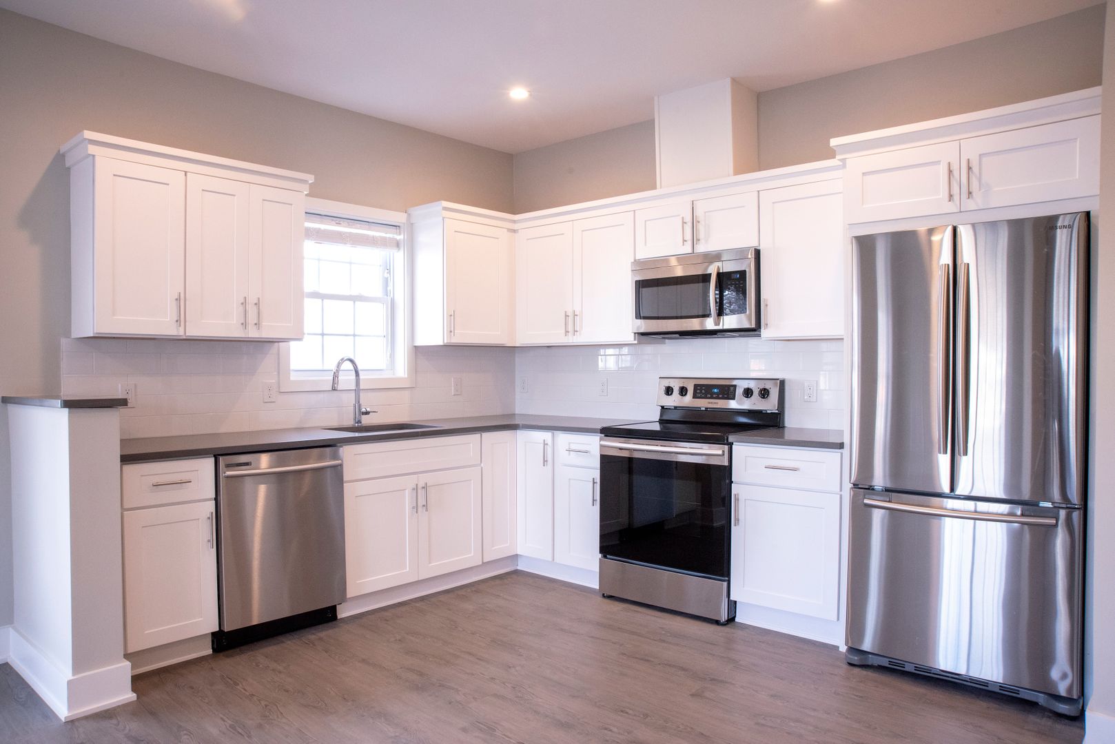 Newburgh Apartment: 2 Plainview Lane