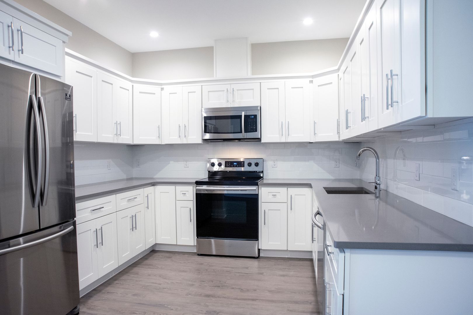 Newburgh Apartment: 2 Plainview Lane