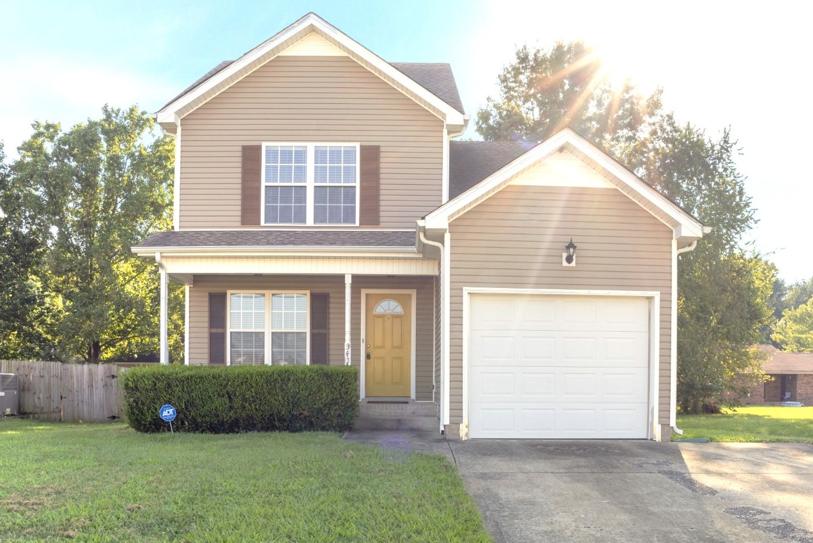 Clarksville House: 3438 Fox Meadow Way