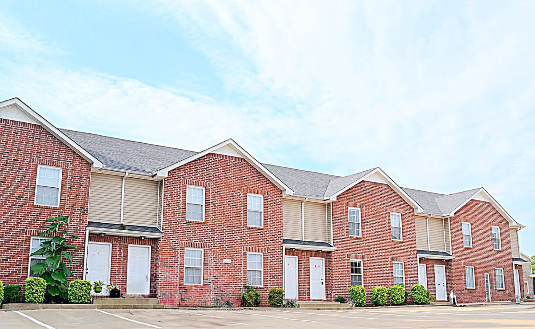 Clarksville Townhome: 1221 Ash Ridge Drive
