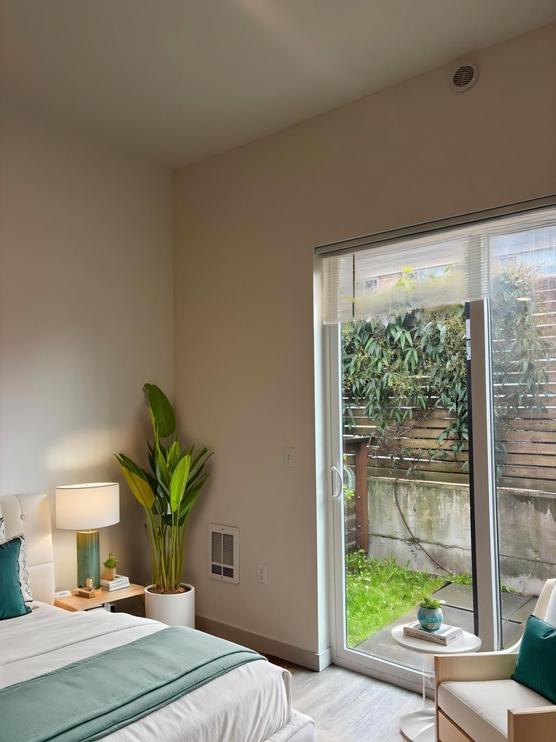 Seattle Apartment: 4801 Fauntleroy Way SW