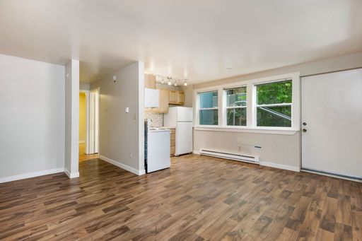 Modern, Stylish One-Bedroom Apartment in the Heart of Capitol Hill | 4 Weeks Free – photo 1
