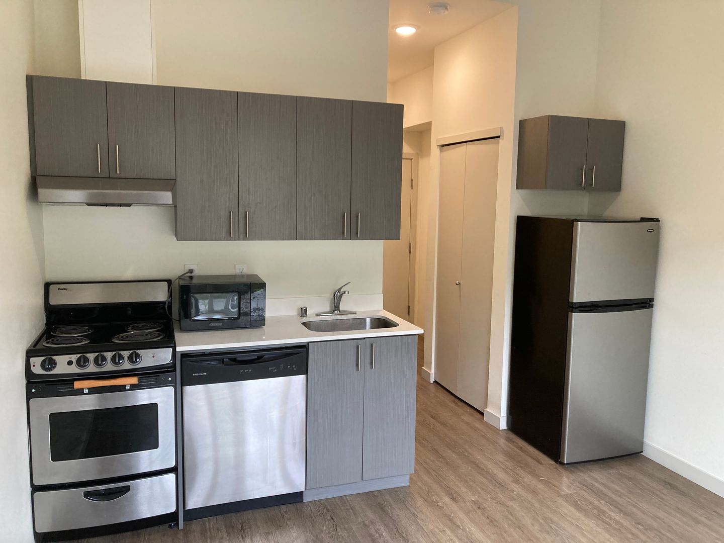 Seattle Apartment: 4801 Fauntleroy Way SW