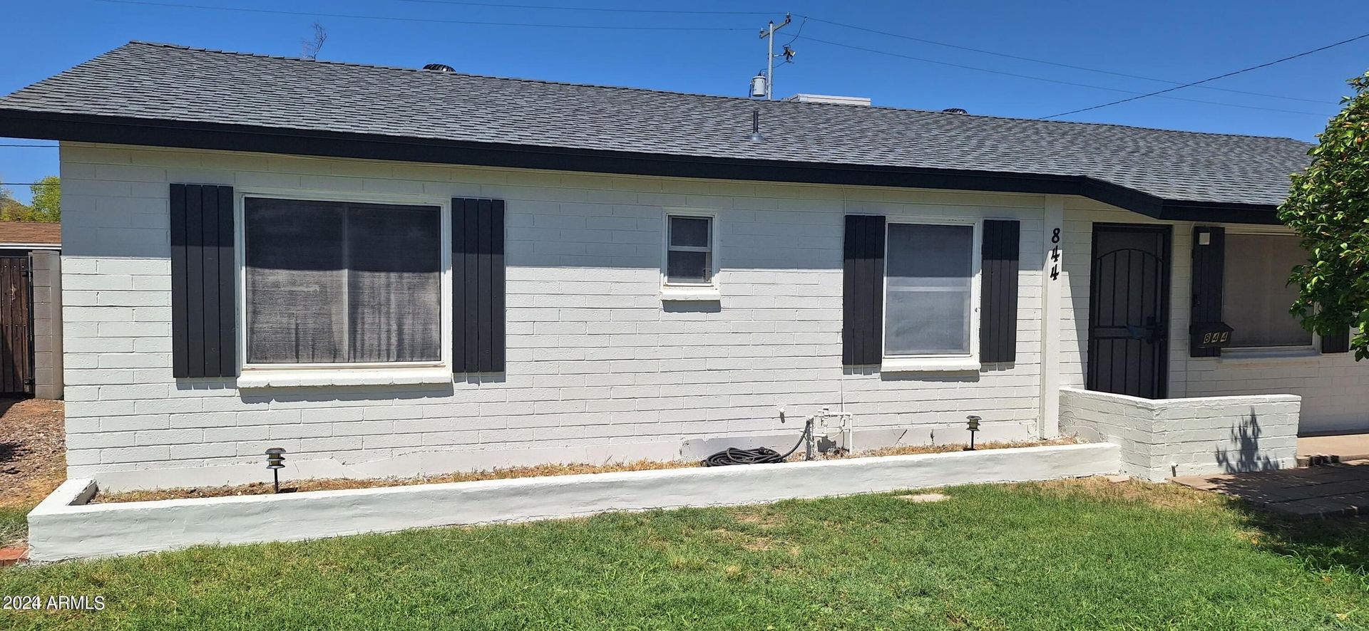 Phoenix House: 844 E Echo Lane