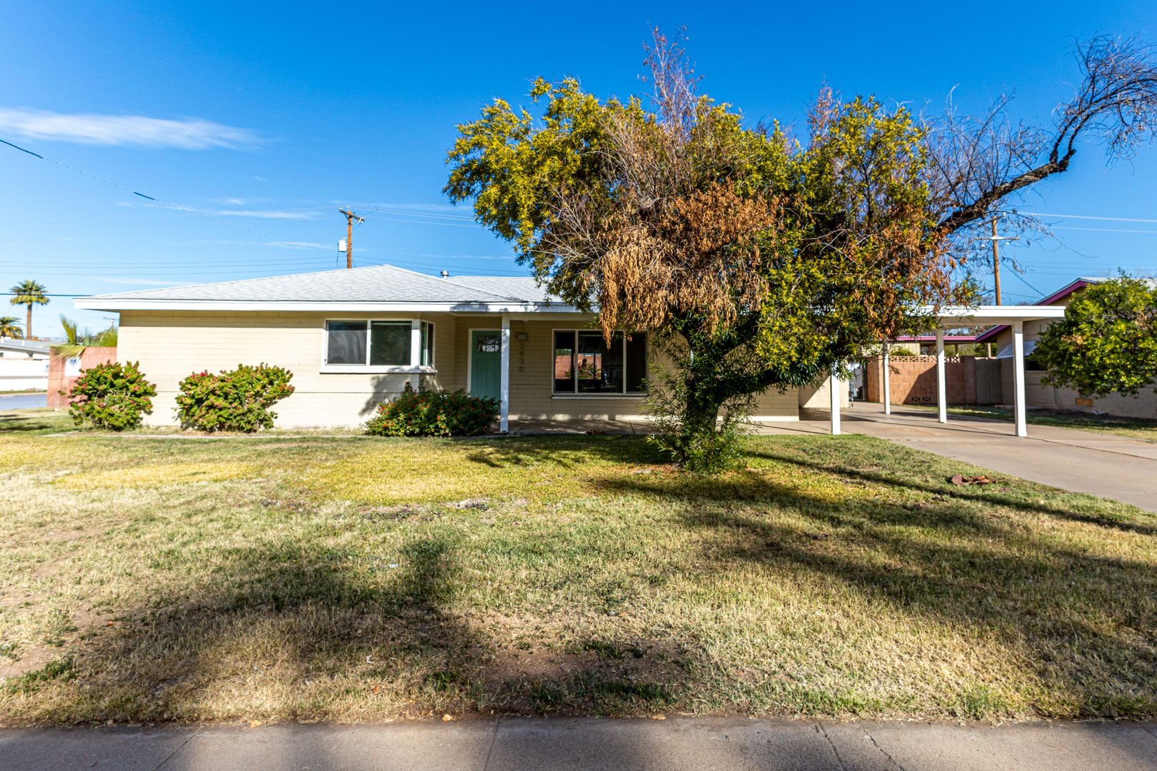 Phoenix House: 3930 E. Oak St