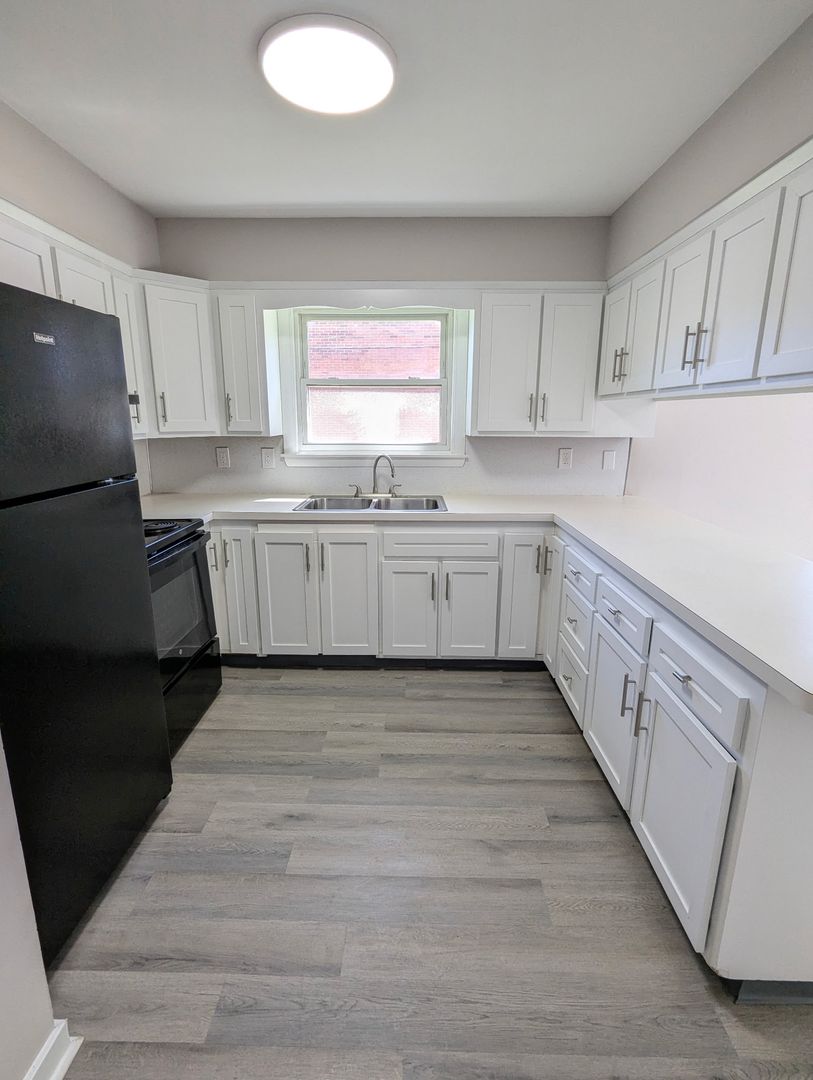 Waterbury Apartment: 136-168 Jersey Street