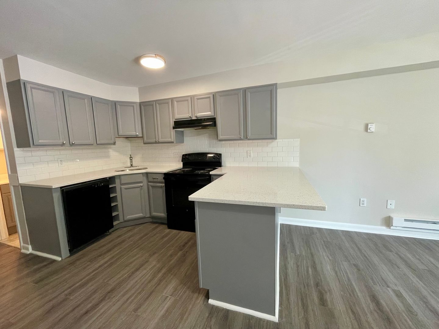 Waterbury Apartment: 222 Bradley Avenue