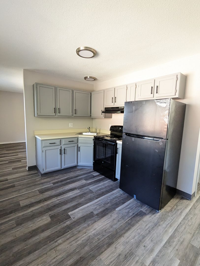 Waterbury Apartment: 86/76 Sherman Avenue