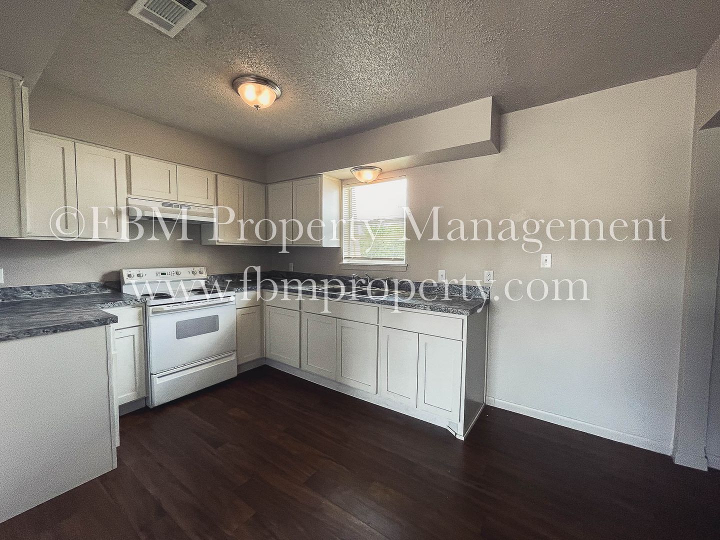 825 Tehuacana Highway, Unit 304, Mexia, TX 76667