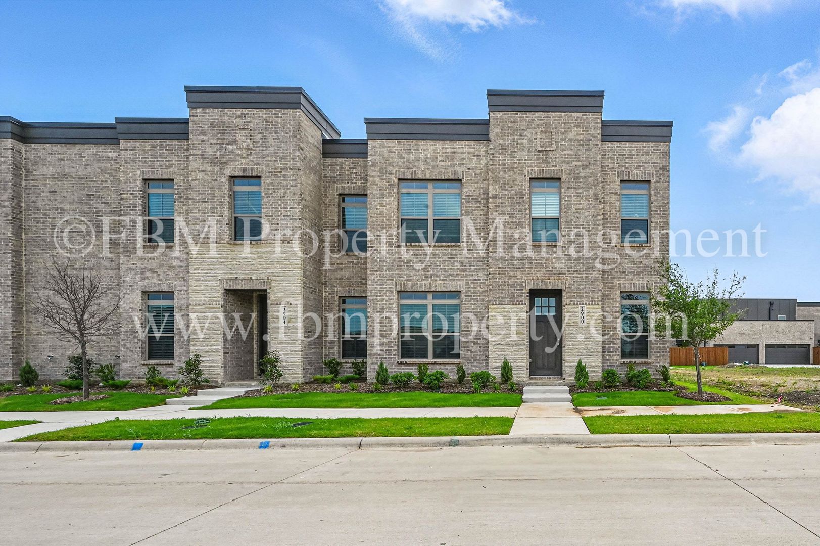 Waxahachie House: 2108 Dena Drive