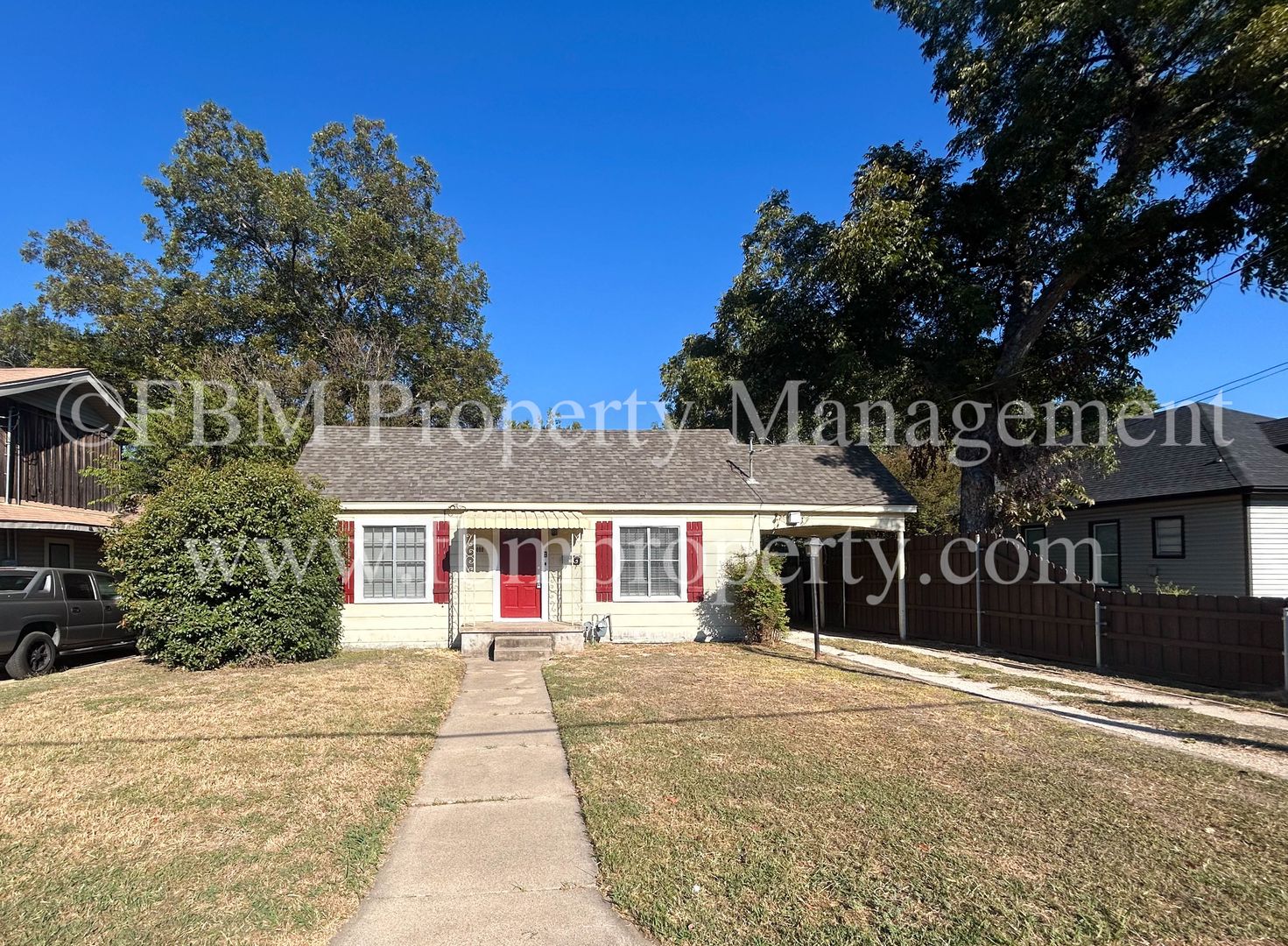 2008 W. 3rd Ave. - Cozy 2 Bedroom, 1 Bathroom Home in Corsicana, TX!