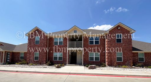 Hidden Creek Apartments, Unit 121 - Charming 2 Bedroom, 2 Bathroom townhome in Ennis, TX! – photo 1
