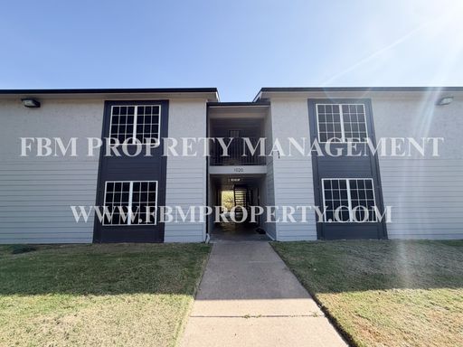 1020 Northwood Blvd, Unit 2 - 2 Bedroom, 1 Bathroom Apartment in Corsicana, TX!