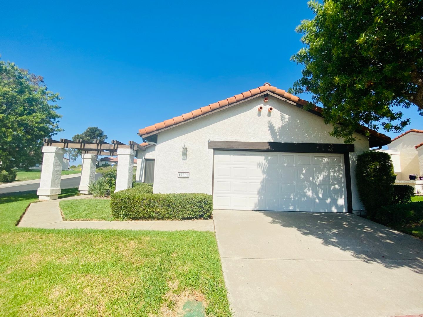 San Diego House: 12880 Camino Ramillette