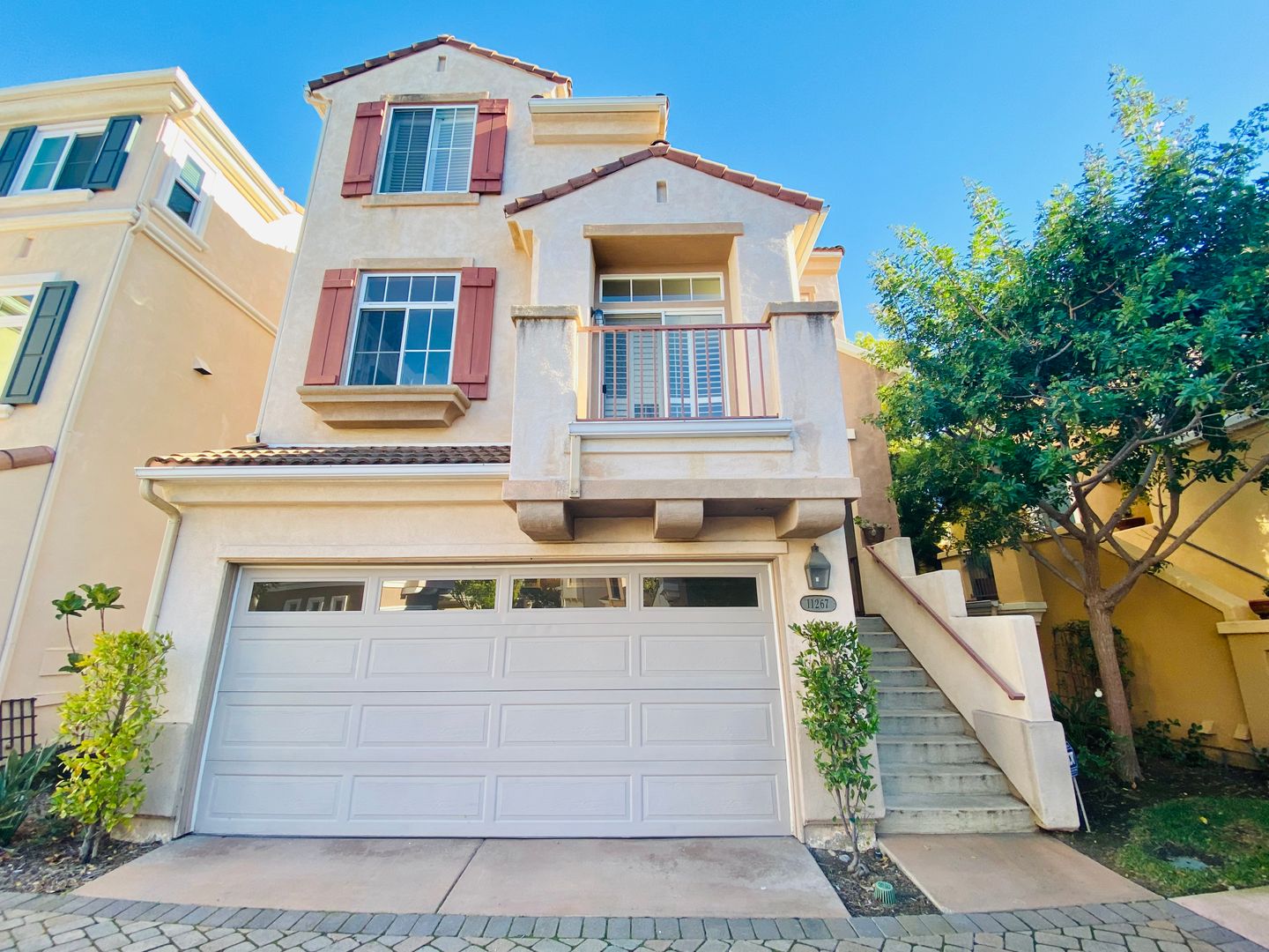 San Diego House: 11267 Carmel Creek Rd