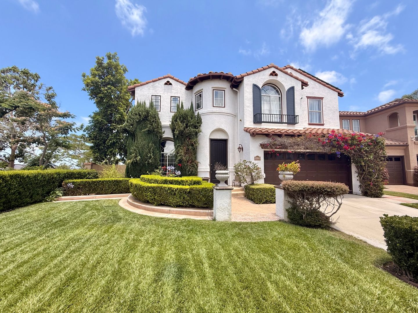 San Diego House: 12010 Avonette Court