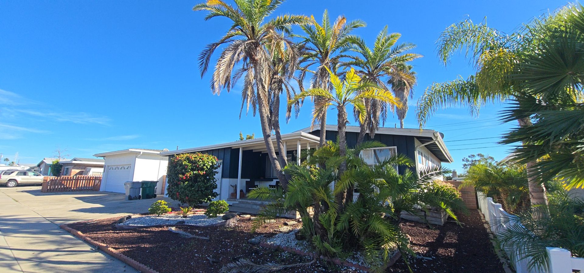 San Diego House: 8571 Onalaska Avenue