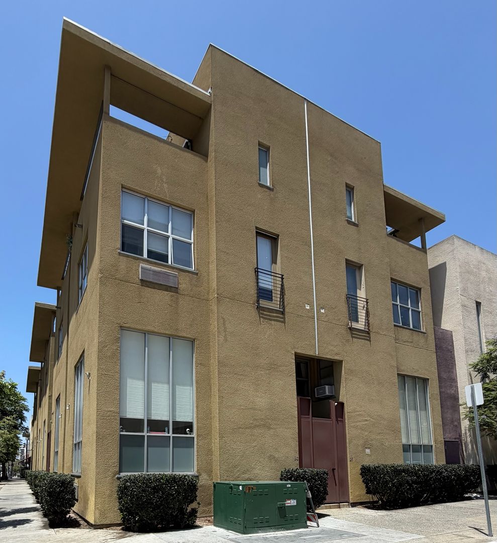 San Diego Condo: 948 G St #24