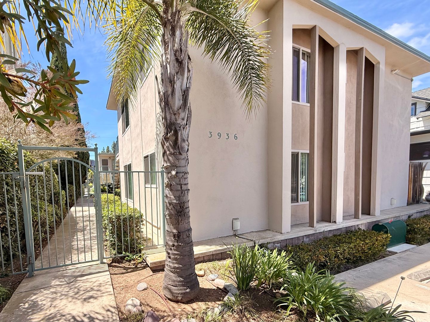 San Diego Apartment: 3936 Georgia St