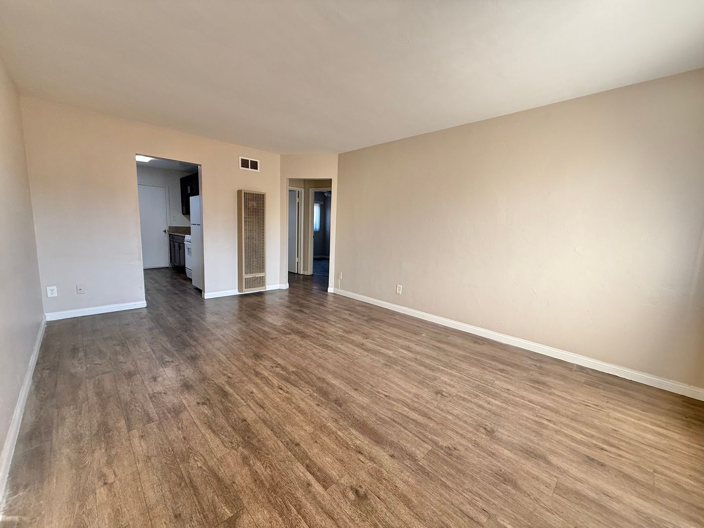 San Diego Apartment: 6625 - 6631 1/2 Amherst Street