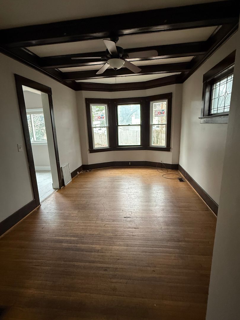 Rochester House: 497 Melville St