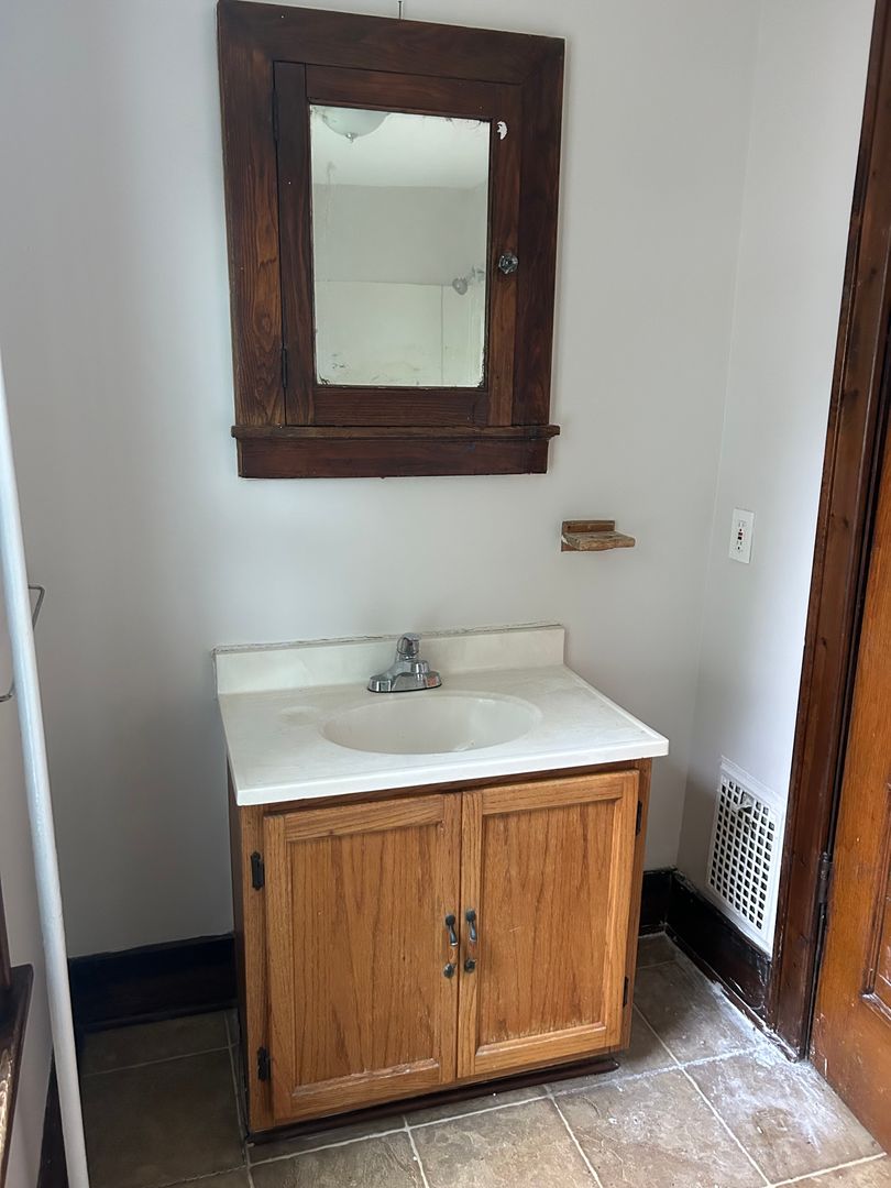 Rochester Apartment: 153 Atkinson St