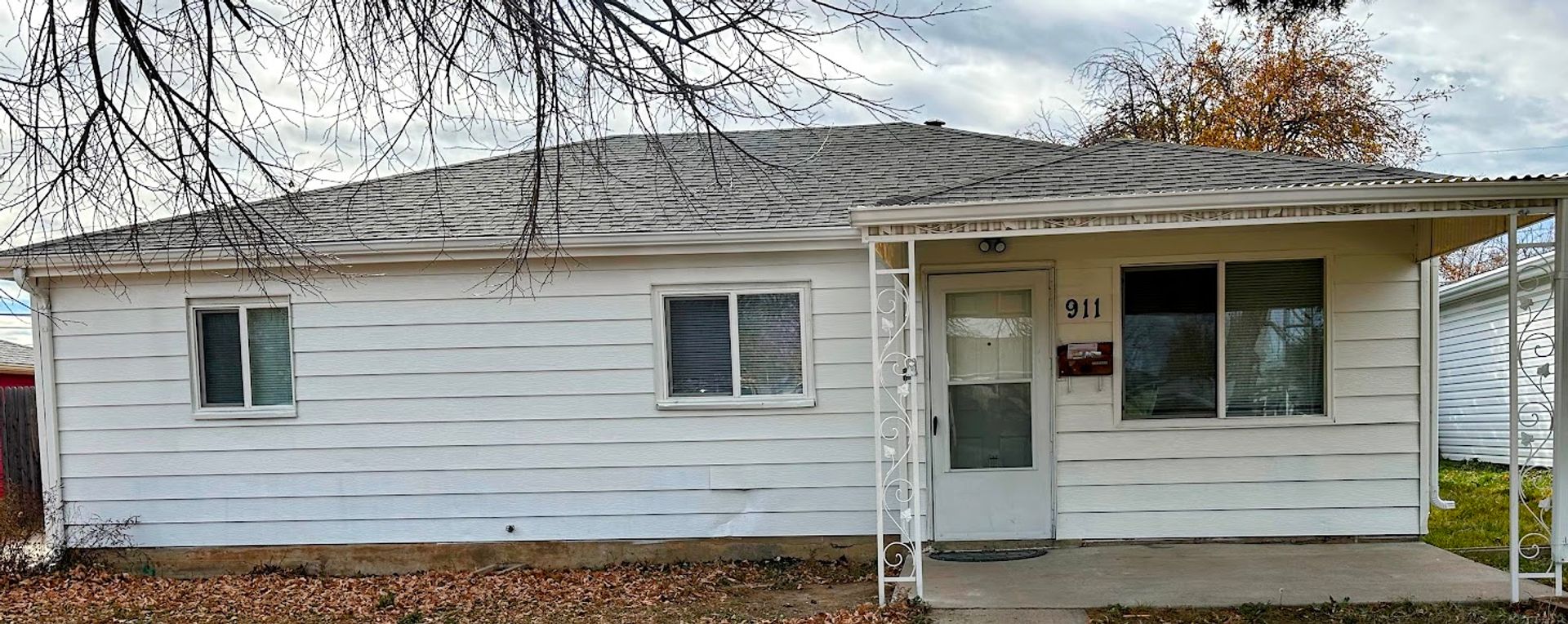 Aurora House: 911 Victor St