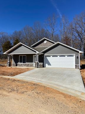 353 Apple Park Way, 3 bedroom, 2 bath home for lease