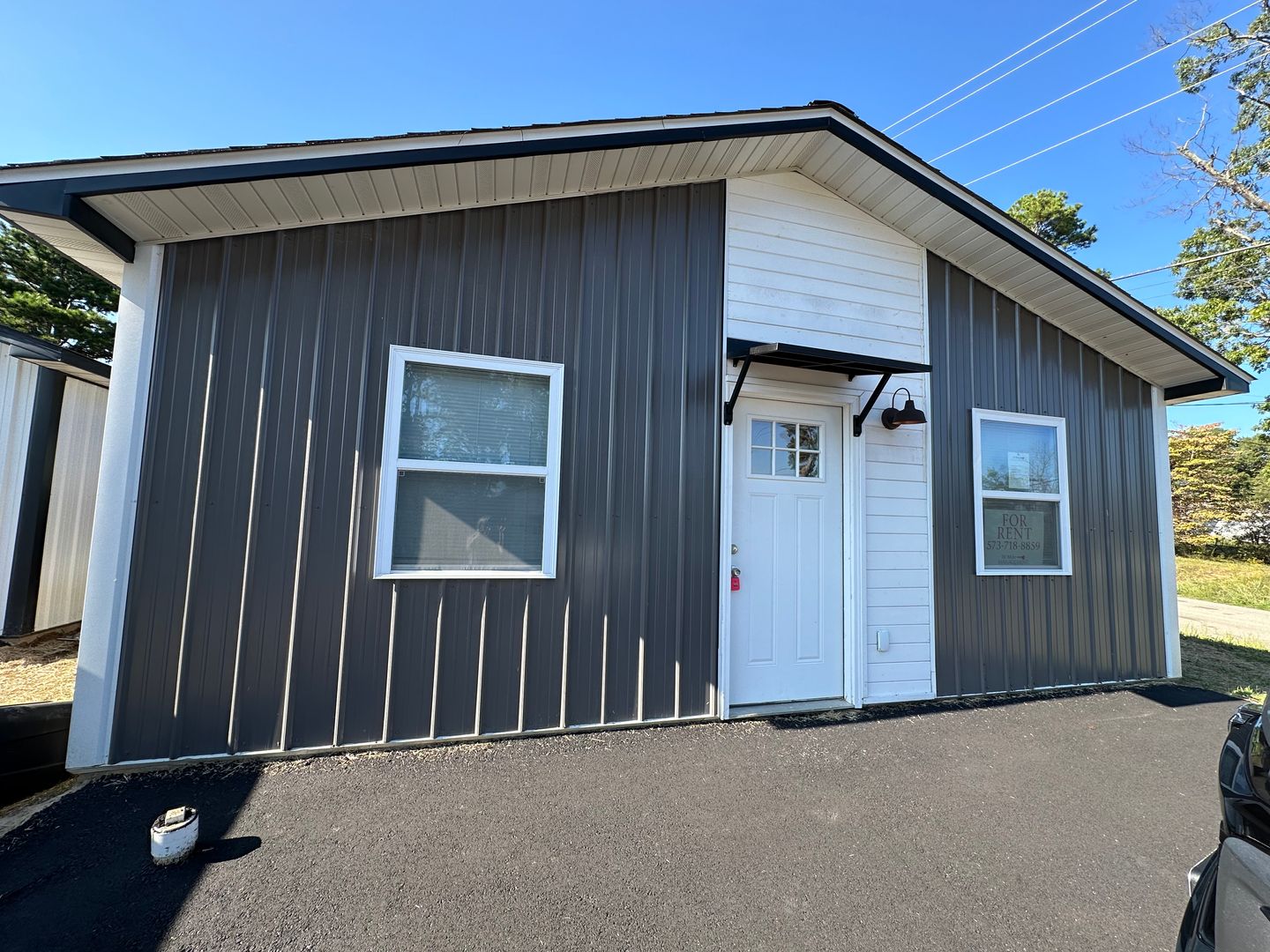 Poplar Bluff House: 105 Evergreen Place