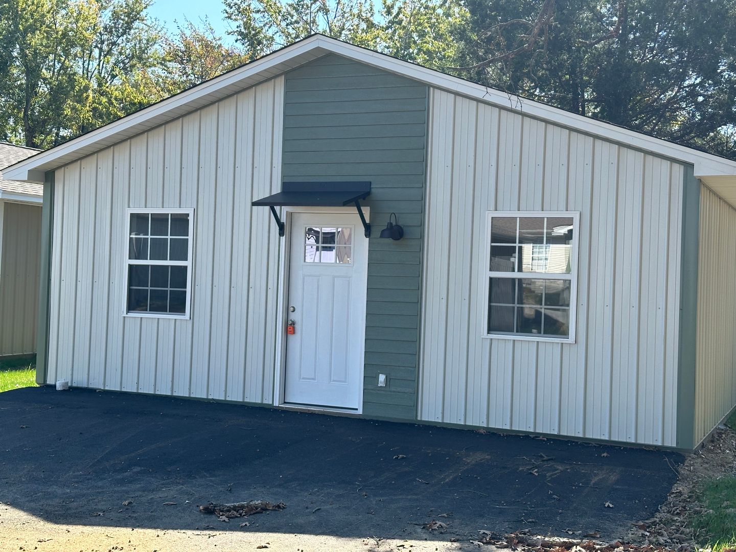 Poplar Bluff House: 117 Evergreen Place