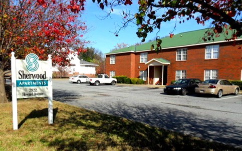 Columbus Apartment: 2922 Howard Avenue