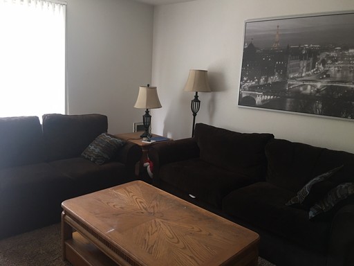FREE FIRST MONTH RENT - Windsor Park – Private Room Available | Currently Rented to Men – photo 1