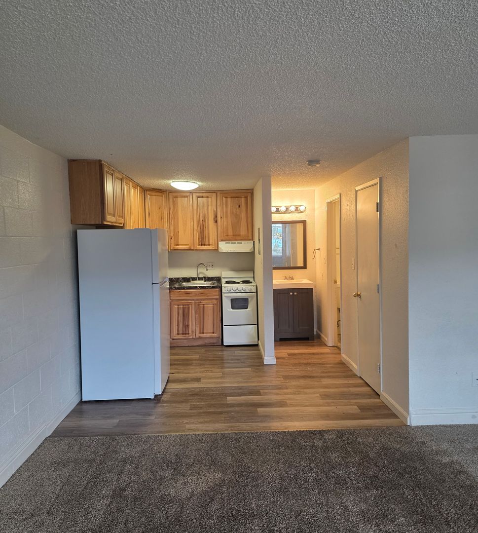 Carson City Apartment: 3300-3330  Imperial Way